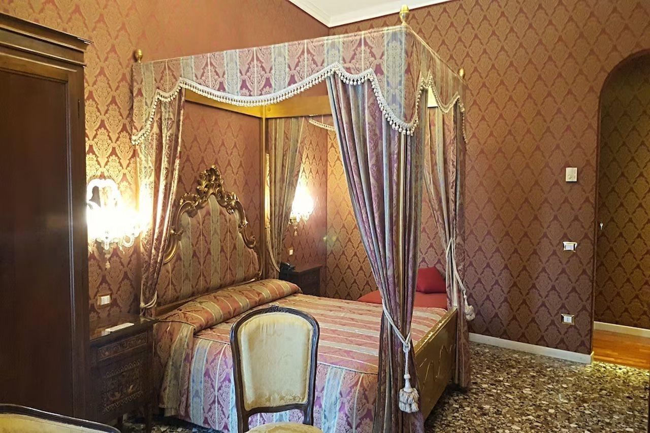 Casa Pisani Canal Venice Exterior photo