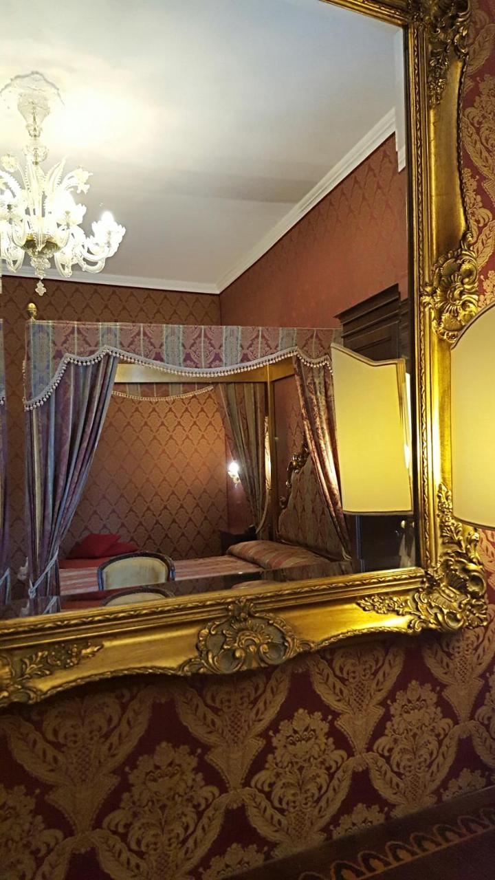 Casa Pisani Canal Venice Exterior photo