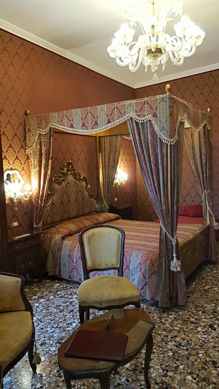 Casa Pisani Canal Venice Exterior photo