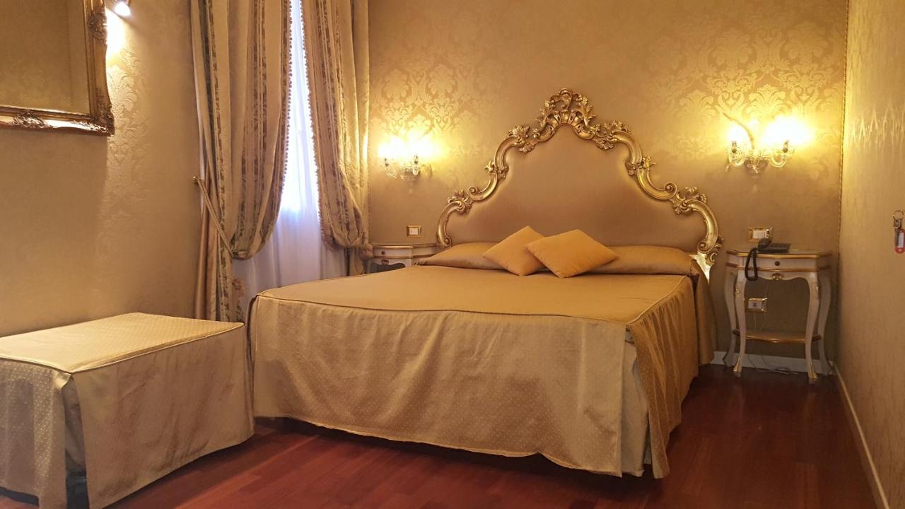 Casa Pisani Canal Venice Exterior photo